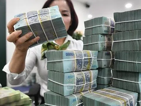 Tiền gửi tại ngân hàng có diễn biến hiếm thấy