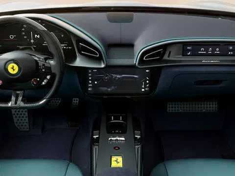 Các hãng đua nhau bỏ hết nút bấm vật lý thì Ferrari làm ngược lại trên siêu xe vừa ra mắt