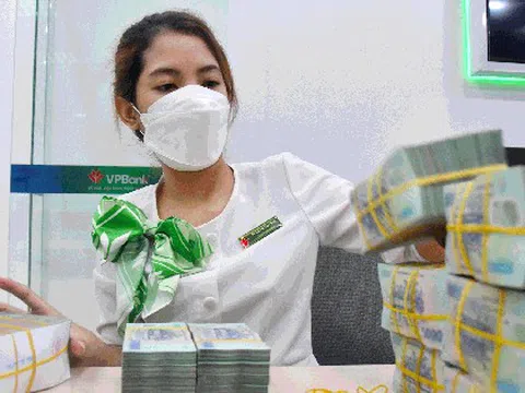 Bỏ room tín dụng: Cơ hội kèm thách thức