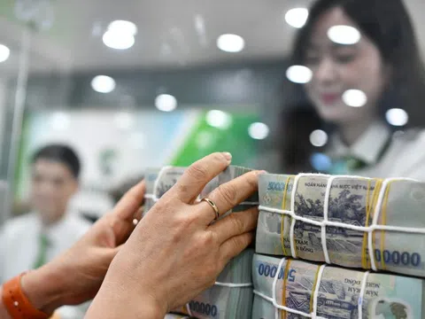 Lãi suất ngân hàng hôm nay 8/7/2025: Bất ngờ mức cao nhất tiền gửi kỳ hạn 12 tháng