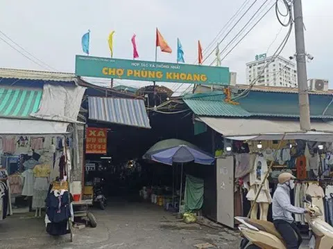 Tiểu thương ở chợ Phùng Khoang bức xúc vì bị 'vạ lây' vụ thịt lợn nhiễm dịch tả lợn châu Phi