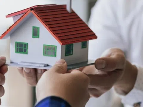 Đề xuất bỏ công chứng giao dịch tặng, cho bất động sản