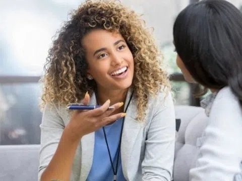 AI lên ngôi, 7 nghề này vẫn 'miễn nhiễm' trước nguy cơ bị thay thế: Cơ hội phát triển lâu dài, lương tăng đều