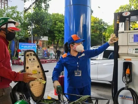 Giá xăng dầu đồng loạt tăng