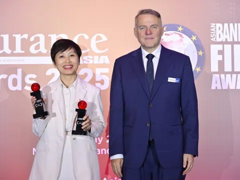 OPES đạt cú đúp tại giải thưởng quốc tế Insurance Asia Awards 2025