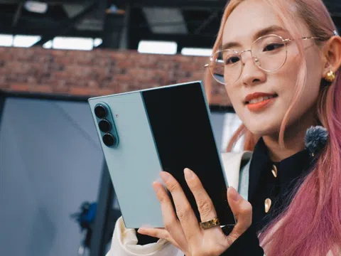Galaxy Z Fold7 & Z Flip7: Khi điện thoại gập không còn phải đánh đổi