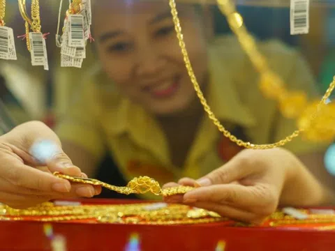 Giá vàng dự báo lên cao trước áp lực mới hàng nghìn tỷ USD của Mỹ