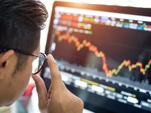 'Đón sóng' nâng hạng, vốn ngoại giải ngân nghìn tỷ khi chứng khoán lập đỉnh