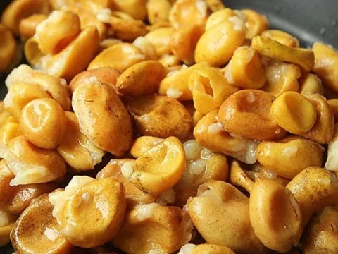 Loại quả vàng óng 'lên ngôi' mùa hè, giá rẻ, vừa ăn vặt ngon miệng vừa là 'vị thuốc quý' dân gian
