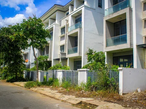 Toàn cảnh hàng chục nghìn nhà hoang, đất nền trống có thể bị đánh thuế luỹ tiến đến 10% ở TP.HCM