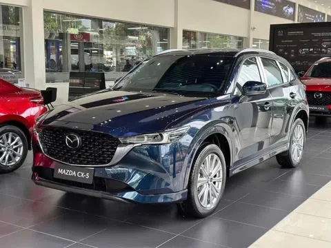 Bán 1.500 xe trong tháng 6, Mazda CX-5 vượt qua Ford Territory bất chấp đối thủ duy trì chính sách 'khủng'
