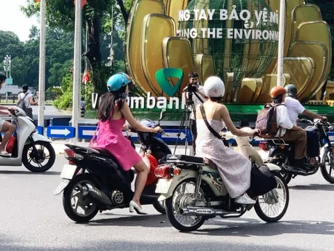 Tâm tư của người dân khi Hà Nội cấm xe máy xăng vào vành đai 1 từ tháng 7/2026