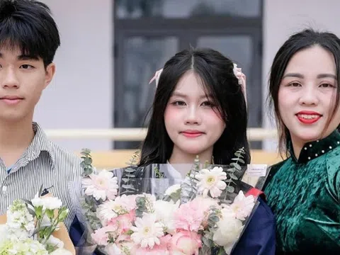 Nữ Thủ khoa duy nhất khối C00 toàn quốc 2025 thổ lộ cảm xúc khi biết điểm, sẽ nối nghiệp mẹ, theo đuổi công việc cao quý