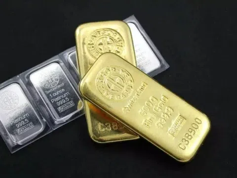 Bỏ vàng, ôm bạc: Nhà đầu tư tại quốc gia đông dân nhất thế giới đổi gu vì lợi nhuận ngất ngưởng