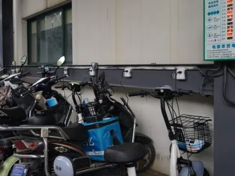 Cả nghìn xe máy điện trong chung cư, Trung Quốc vẫn giải quyết 'ngon ơ' bài toán trạm sạc