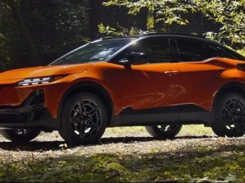 Mẫu crossover thuần điện 'dựa lưng' Toyota, mang đường nét cơ bắp bo tròn, muốn đánh bại Hyundai Kona Electric