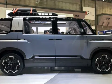Toyota sắp trình làng minivan 2 phiên bản động cơ, thiết kế khiến dân cắm trại mê mẩn