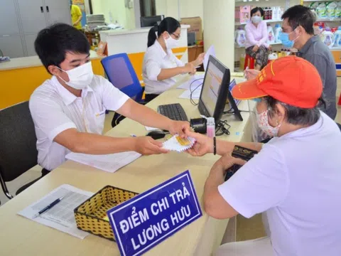 Chưa đầy 5 ngày nữa, người nhận lương hưu, trợ cấp BHXH bằng tiền mặt sẽ có một thay đổi lớn