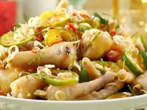 Món ăn rẻ tiền hóa đặc sản, 'gây nghiện' từ bàn nhậu đến nhà hàng, giá tới 120.000 đồng/kg