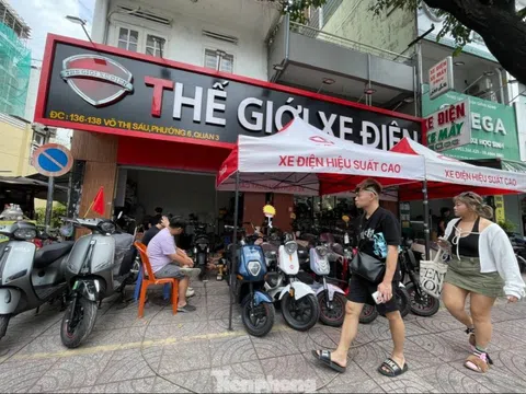 Chuyển 400.000 xe xăng sang xe điện: TPHCM tung loạt chính sách hỗ trợ 'chưa từng có' cho tài xế