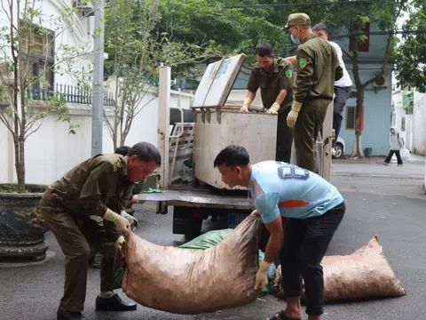 Phát hiện lượng lớn mỡ lợn bẩn trong cơ sở chế biến chui ở Phú Thọ