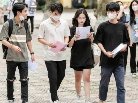 Ngành hot có điểm chuẩn chạm mốc 9 điểm/môn trong 3 năm liên tiếp: Sĩ tử tiếp tục 'căng não' mùa thi 2025