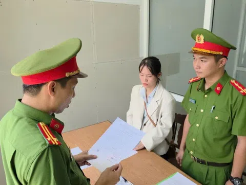 Nhân viên ngân hàng chiếm đoạt tiền tỷ giải ngân
