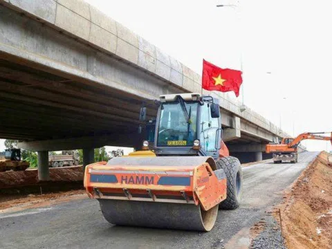 Chỉ 20 ngày nữa, cao tốc Vạn Ninh - Cam Lộ dài 65km, mở ra trục kết nối chiến lược sẽ được thông xe
