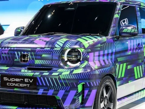 Cận cảnh xe điện Honda dáng vuông: Thiết kế lạ, vừa cập bến Đông Nam Á