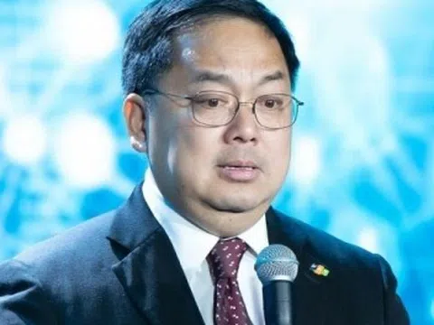 Ông Hoàng Nam Tiến qua đời