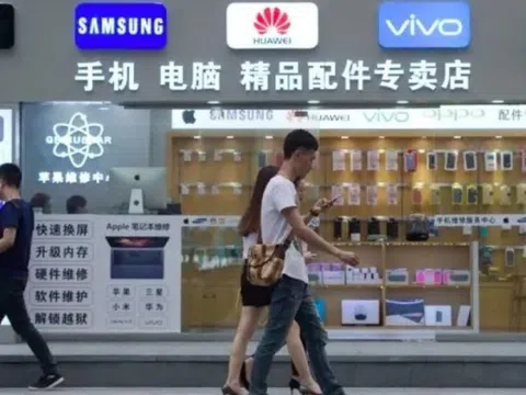 Hơn 50% cửa hàng sửa điện thoại Trung Quốc đóng cửa vì lý do này