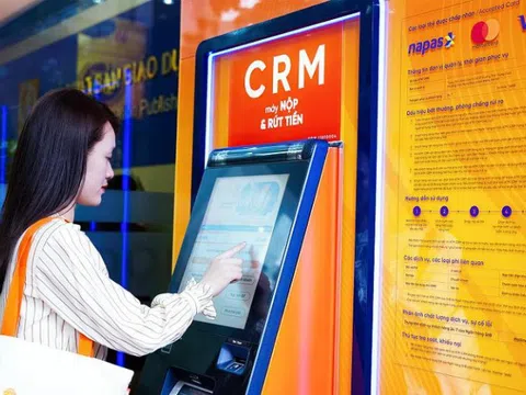 Máy CRM và bước đệm hợp kênh: Bài học từ Santander đến SHB