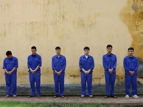 Dùng nhẫn kim cương mỹ ký, mô hình khóa siêu xe... để lừa đầu tư tiền ảo hơn 2.600 tỉ đồng