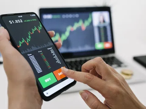 Đầu tư tiền số: Nhóm thu nhập dưới 12 triệu/tháng lỗ nhiều nhất