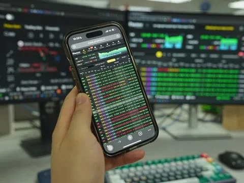 VN-Index giảm sâu, khối ngoại xả hàng, nhà đầu tư nhỏ nên làm gì lúc này?