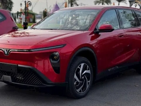 ‘Tân binh MPV’ VinFast Limo Green với thiết kế rộng rãi, rất hợp cho dân dịch vụ, ‘kình địch’ mới của Xpander, BYD M6
