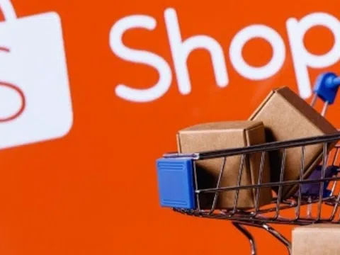 Cài nhầm mã giảm giá trên Shopee, shop quần áo đứng trước nguy cơ mất gần 2 tỷ sau 16 phút