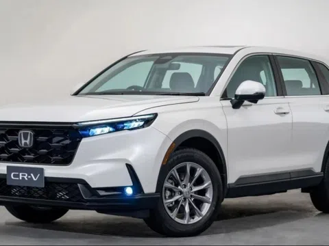 Giá lăn bánh Honda CR-V mới nhất giảm sốc tới 93 triệu đồng, dẫn đầu phân khúc SUV hạng C vì giá tốt