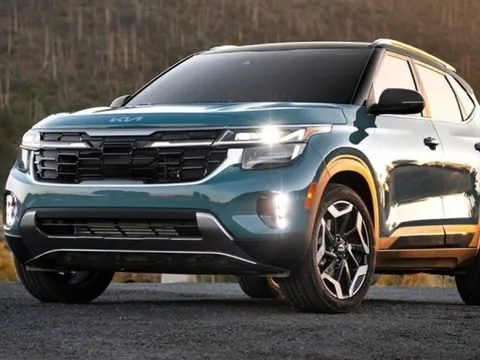 KIA Seltos 2026 phủ kín bưng chạy ngoài phố, dân tình vẫn soi ra những chi tiết đặc biệt