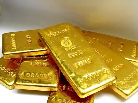 Vàng thế giới cao kỷ lục, giá trong nước tăng giảm ra sao?