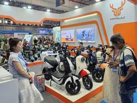 Chuyển đổi xe điện, cần chung tay