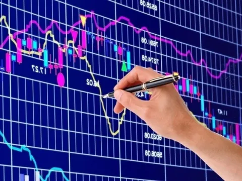 7 cổ phiếu ‘vua’ lọt vào mắt xanh VCBS, một mã có tiềm năng tăng giá cao nhất lên tới 34%