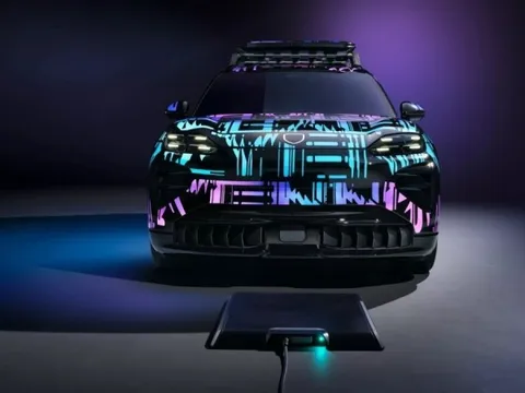 Sạc xe điện giờ dễ như sạc điện thoại: Quên việc cắm sạc đi vì xe Porsche có thể sạc không dây tiện lợi chẳng kém smartphone