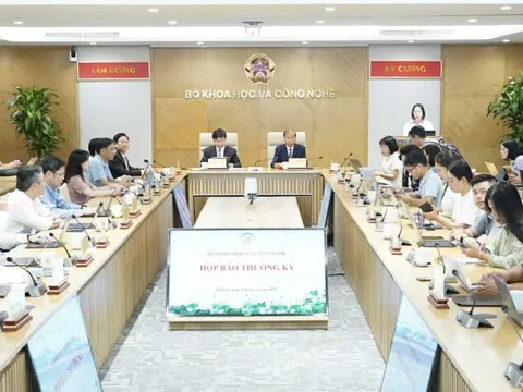 Phát động giải thưởng 'Sản phẩm công nghệ số Make in Viet Nam' năm 2025