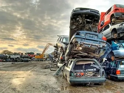 Quốc gia đông dân nhất thế giới 'xóa sổ' 4.000 ô tô cũ mỗi tuần nhờ chính sách chưa từng có