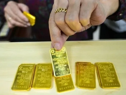 Khi nào ngân hàng, doanh nghiệp 'bơm' vàng ra thị trường?