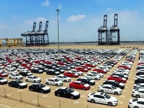 Không phải Trung Quốc hay Thái Lan, đây mới là nguồn ô tô đang nhập ồ ạt vào Việt Nam 8 tháng qua