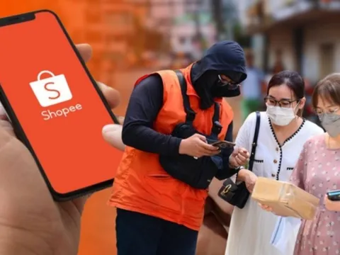 Shopee lỗi tính phí gấp đôi, nhiều chủ shop 'toát mồ hôi' vì lỗ nặng