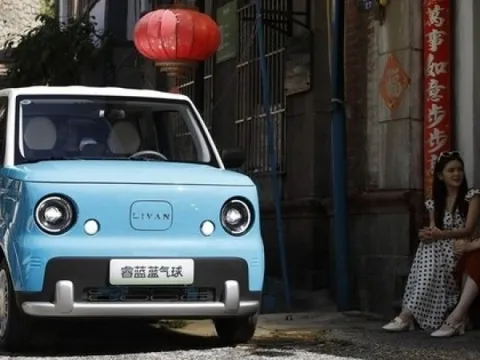 Geely vừa ra mắt xe điện siêu nhỏ, giá hơn 170 triệu đồng, thách thức ngôi vương Wuling Mini EV