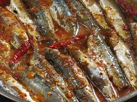 'Siêu thực phẩm' giá rẻ bất ngờ: Giàu omega-3 hơn cả cá hồi, chợ Việt bán đầy nhưng ít ai biết quý
